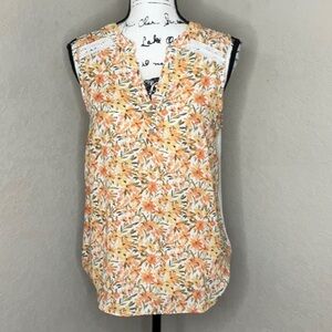 627 - Fortune + Ivy NWOT Yellow/White Floral Sleeveless Top, Size Medium